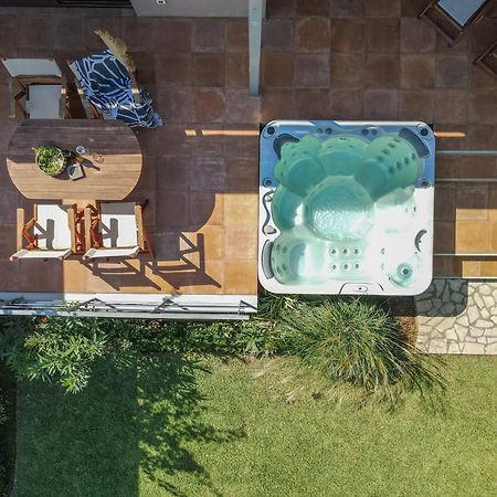Klaritz Luxury Suites Lassi  Exterior photo