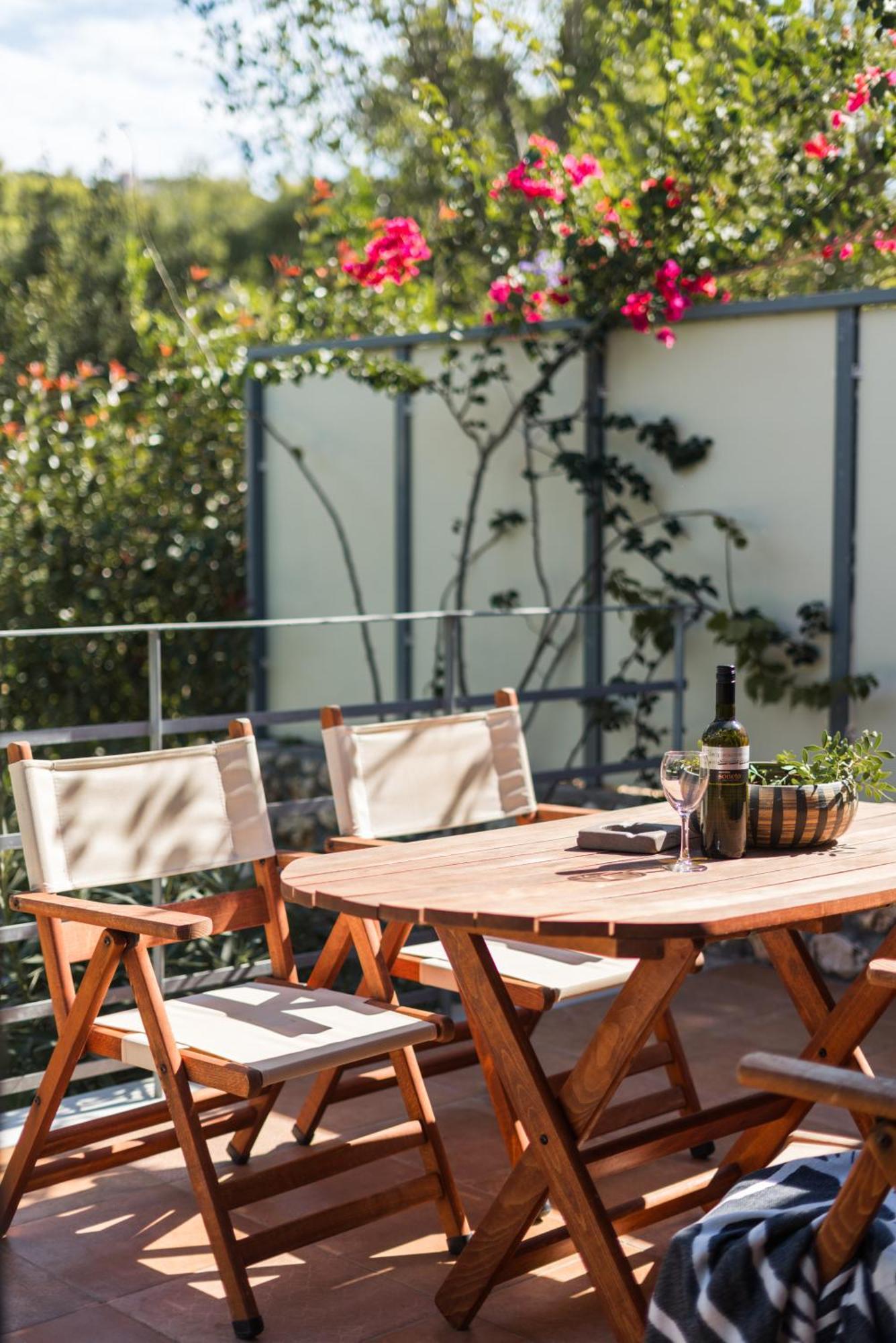 Klaritz Luxury Suites Lassi  Exterior photo
